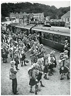 Scottish soldiers leaving for war in France, Sept 1939 Scottish soldiers leaving for war in France, Sept 1939