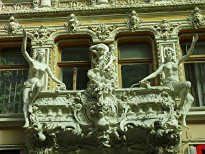 Sculpture on a balcony, Odessa, Ukraine Sculpture on a balcony, Odessa, Ukraine