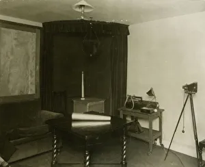 Curtain Gallery: Seance room at the National Laboratory of Psychical Research