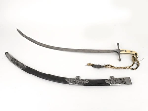 Stephen Gallery: Shamshir sword with scabbard