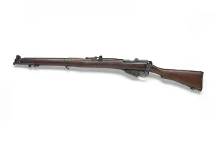 Short Magazine Lee-Enfield Mk III* . 303 in bolt action rifle Short Magazine Lee-Enfield Mk III* . 303 in bolt action rifle