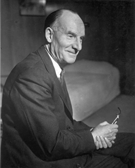 Sir Geoffrey de Havilland (1882-1965) Sir Geoffrey de Havilland (1882-1965)