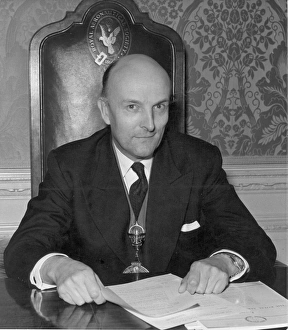 Sir George Edwards as President of the RAeS Sir George Edwards as President of the RAeS