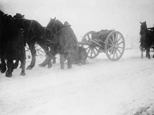 Soldiers and horses on the Western Front, WW1 Soldiers and horses on the Western Front, WW1