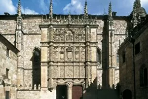 Colleges Collection: SPAIN. Salamanca. University of Salamanca. Facade