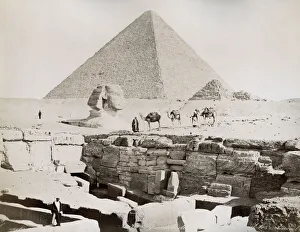 Sphinx and great pyramid, Cairo Egypt Sphinx and great pyramid, Cairo Egypt