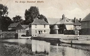 Images Dated 3rd June 2011: Stanstead Abbotts - The Bridge