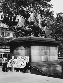 Westminster Bridge London Prints: Statue of Boadicea