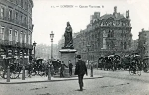 Statue of Queen Victoria - Queen Victoria Street, London - at the Northern end of Statue of Queen Victoria - Queen Victoria Street, London - at the Northern end of