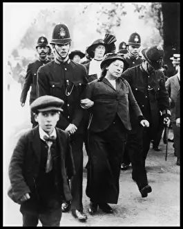 Suffragettes Arrested Print: Women Detained near Buckingham Palace