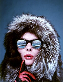 <b class=qtipBold><figcaption>Tatler cover photoshoot</figcaption></b><br>Tatler cover photoshoot focusing on sunglasses. A variant shot from this particular photoshoot was used for the cover of The Tatler issue for 4 November 1959. 1959<br><em>© The Colin Sherborne Collection/Mary Evans Picture Library</em> Tatler cover photoshoot