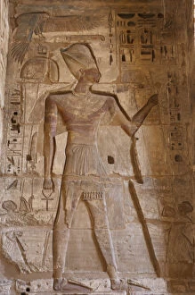 Pharaoh Collection: Temple of Ramses III. The pharaoh Ramses III with Khepresh