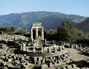Outdoor Gallery: Tholos of the Sanctuary of Athena Pronaia. ca