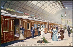 <b class=qtipBold><figcaption>Train Charing Cross</figcaption></b><br>Boarding the Folkestone Express at Charing Cross station.<br><em>© Mary Evans Picture Library</em> Train Charing Cross