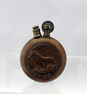 Trench Art lighter inscribed Les Flanders Trench Art lighter inscribed Les Flanders