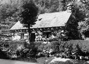 Images Dated 14th March 2011: THE UGLY HOUSE