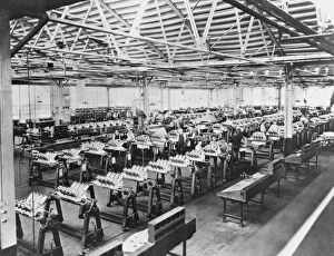 U.S car factory converted to airplane production U.S car factory converted to airplane production