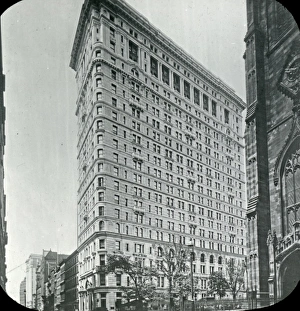 Rector Gallery: USA - The Empire Building - New York