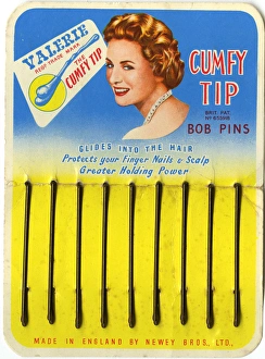 Valerie Cumfy Tip hair grips on a card Valerie Cumfy Tip hair grips on a card