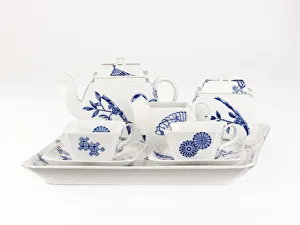 <b class=qtipBold><figcaption>'Variety' tea set</figcaption></b><br>Glazed porcelain teapot and lid decorated with the 'Variety' pattern, a transfer-printed blue design including geometric motifs, fans and bamboo, part of a tea set manufactured by Royal Worcester in 1876. Date: 1876<br><em>© The Geffrye Museum of the Home / Mary Evans Picture Library</em> 'Variety' tea set