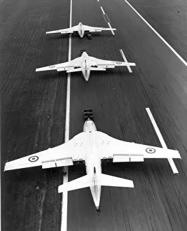 Runway Gallery: Three Vickers Valiant B(K)1s on the runway