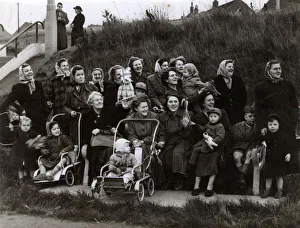 Visit of the Duke of Edinburgh to Edlington - onlookers Visit of the Duke of Edinburgh to Edlington - onlookers