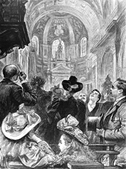 Visitors in St. Pauls Cathedral inspecting the mosaics, 189 Visitors in St. Pauls Cathedral inspecting the mosaics, 189