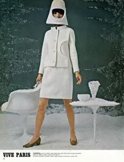 Viva Paris. Pierre Cardin's suit in white wool gabardine (by Fournier