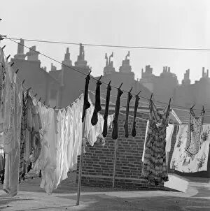 Images Dated 16th March 2007: Washing drying in the sun