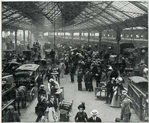Commuters Gallery: Waterloo Railway Station, London 1912