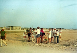 Clapping Gallery: White people playing cricket in Oman