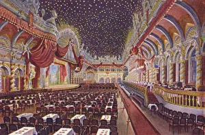 <b class=qtipBold><figcaption>Winter Garden Theatre, Berlin</figcaption></b><br>Winter Garden Theatre, Berlin Date: 1920s<br><em>© Mary Evans / Jazz Age Club Collection</em> Winter Garden Theatre, Berlin