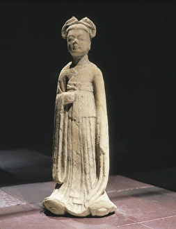 Woman Figure. 581 - 618. Servant. Chinese art Woman Figure. 581 - 618. Servant. Chinese art