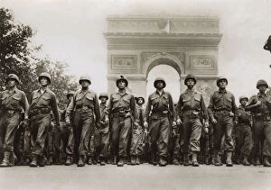 WW2 - Liberation of Paris. Victorious American soldiers