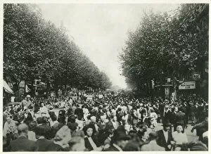 WW2 - The population of Paris invade the Boulevards in frenzy of joyous excitement