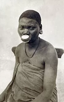 Related Images Collection: Young woman with a pronounced lip plate - Mozambique