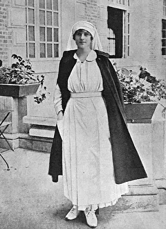 Actresses Gallery: Zena Dare as a nurse, WW1