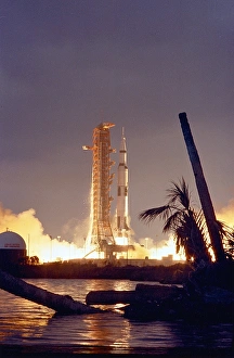 <b class=qtipBold><figcaption>Apollo 14 Launch</figcaption></b><br>The Apollo 14 Saturn V Space Vehicle, carrying Astronauts Alan B. Shepard, Jr., Stuart A. Roosa, and Edgar D. Mitchell, lifted off at 4:03 p.m. EST on January 31, 1971, from the Kennedy Space Center Launch Complex 39A, to begin the fourth manned lunar landing mission.<br><em>© NASA</em> Apollo 14 Launch