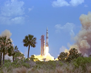<b class=qtipBold><figcaption>Apollo 16 Launch</figcaption></b><br>The Apollo 16 Saturn V space vehicle carrying astronauts John W. Young, Thomas K. Mattingly II, and Charles M. Duke, Jr., lifted off to the Moon at 12:54 p.m. EST April 16, 1972, from the Kennedy Space Center Launch Complex 39A.<br><em>© NASA</em> Apollo 16 Launch