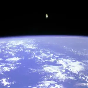 EVAtion Mission Specialist Bruce McCandless II in Free Flight