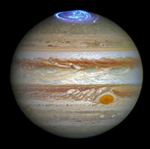Stunning light shows in a planets atmosphere Stunning light shows in a planets atmosphere