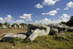 Dolmen de Kermario, prehistoric tomb near standing stones or megaliths Carnac Dolmen de Kermario, prehistoric tomb near standing stones or megaliths Carnac
