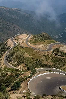 Roads Gallery: Eritrea - The old road from Asmara to Massawa - Built by Italians during colonialism