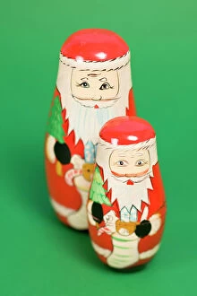 Images Dated 15th January 2009: Father Christmas / Santa Clause Russian Dolls