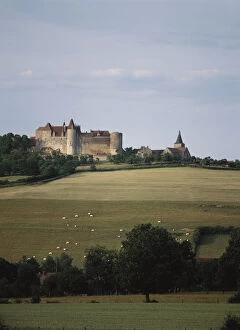 Images Dated 10th June 2014: France, Cote-d'Or, Burgundy, Chateauneuf