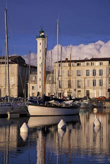 Images Dated 1st September 2009: France, La Rochelle. Bassin a Flot, lighthouse