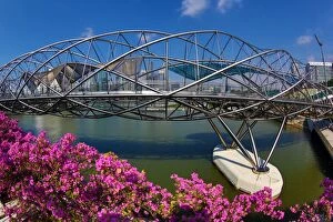 Republic Of Singapore Gallery: The Helix Bridge in Singapore, Republic of Singapore Pa