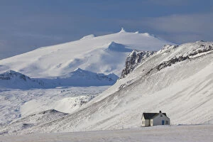 Lonely Gallery: Lonely house at Snaefellsnes peninsula in winter - Iceland