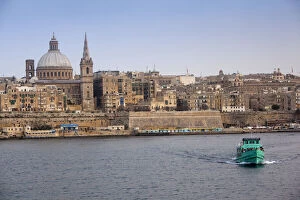 Images Dated 27th August 2012: Malta, Valletta, Ferry to Sliema, Marsamxett