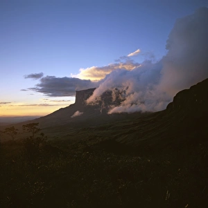 Mount Kukenaam (Kukenan, Kukenan, Cuguenan) from the upper slopes of Roraima Mount Kukenaam (Kukenan, Kukenan, Cuguenan) from the upper slopes of Roraima